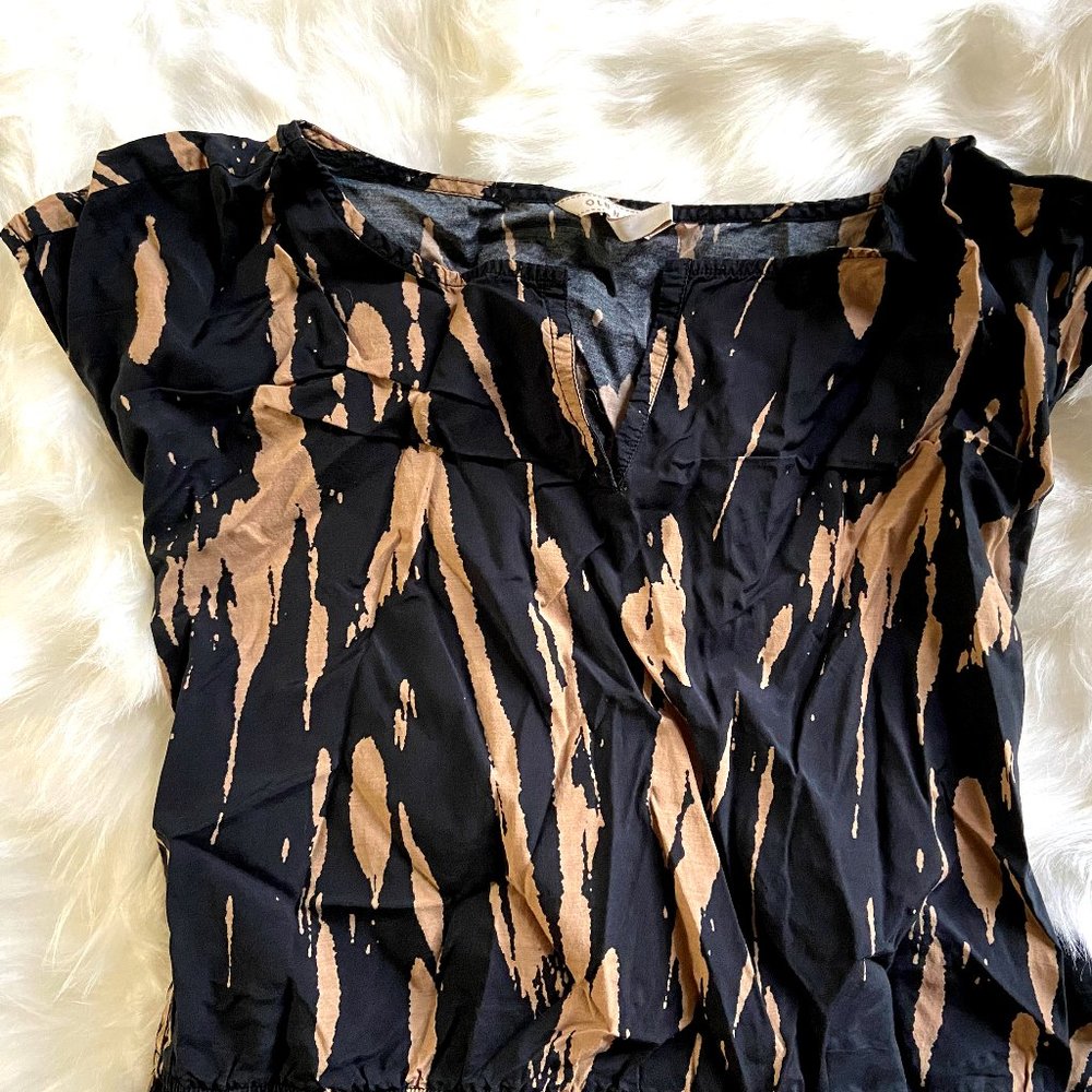 Old Navy black and tan dress size small